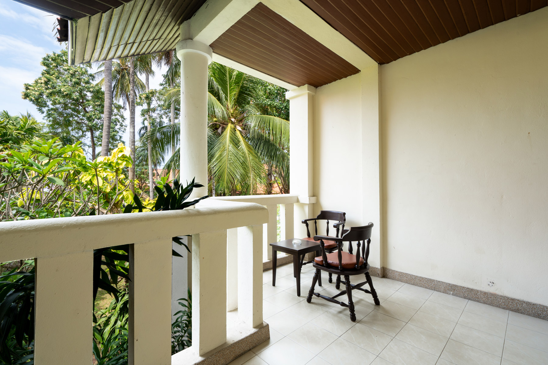 Phuket Leelavadee Hua Ting Resort